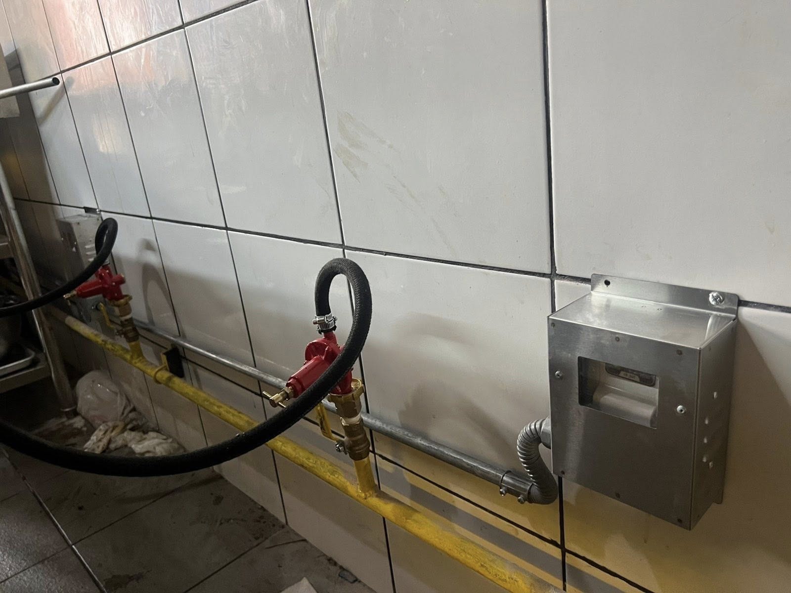 Gas Safety for Commercial Kitchens in Vietnam: What Restaurants and Hotels Need to Know